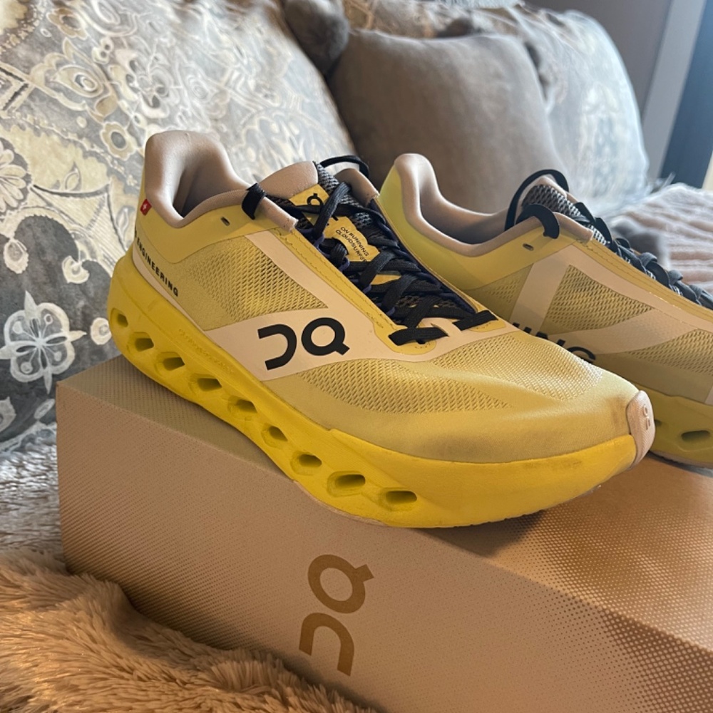 On Cloudsurfer Next Z5 Sneakers